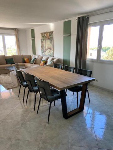 Appartement T4 Tres Bien Situe Et Climatise LʼÎle-Rousse Exteriör bild